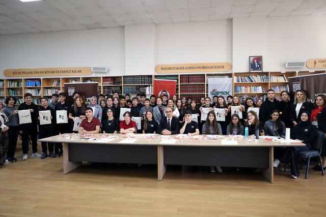 Sakarya Anadolu Lisesi’nde 29 Ekim coşkusu