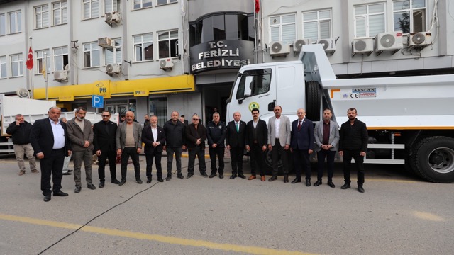 Ferizli Belediyesi araç filosuna 4 yeni araç ekledi: Törenle hizmete alındı