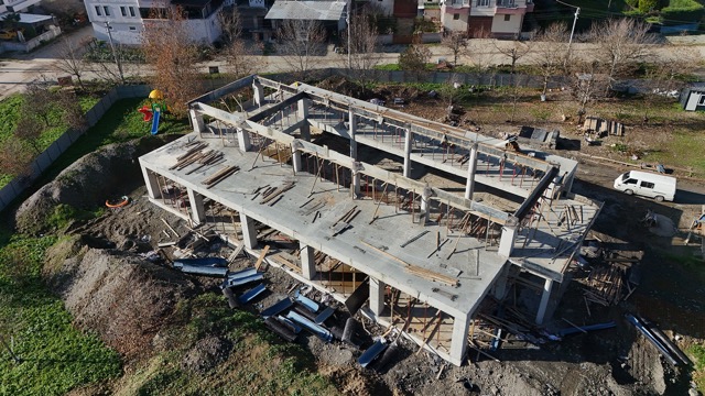 Sakarya Büyükşehir Belediyesi, Mekece’deki sosyal tesis inşaatında yüzde 50 seviyeye ulaştı