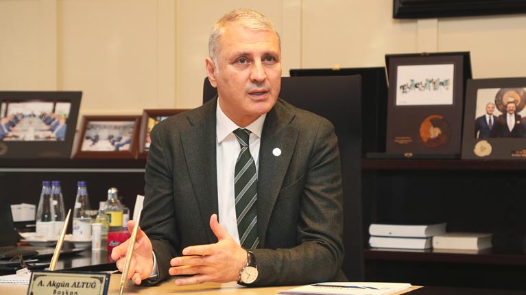 Sakarya İş Dünyası, 2025’i Tarihinin En Yüksek 2. İhracatı ile Kapattı