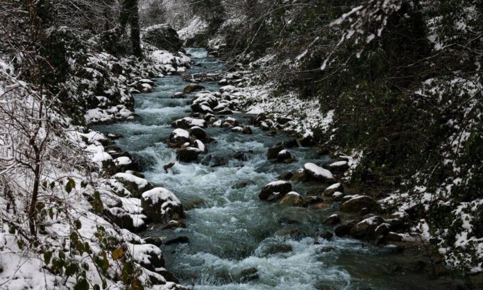 Sapanca Gölü'ne 30 cm'lik artışla su seviyesi yükseliyor.