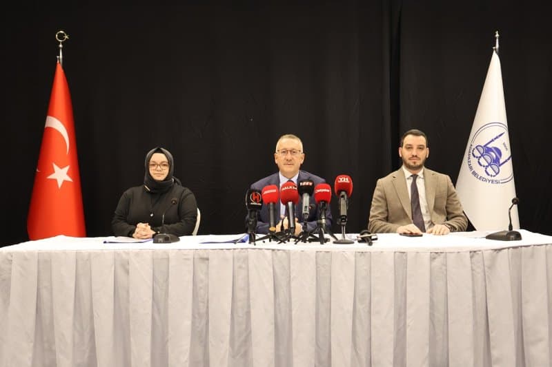 Adapazarı Belediye Meclisi'nden Halit Molla Parkı ve Yeni Yatırımlar Üzerine Geniş Kapsamlı Bilgilendirme