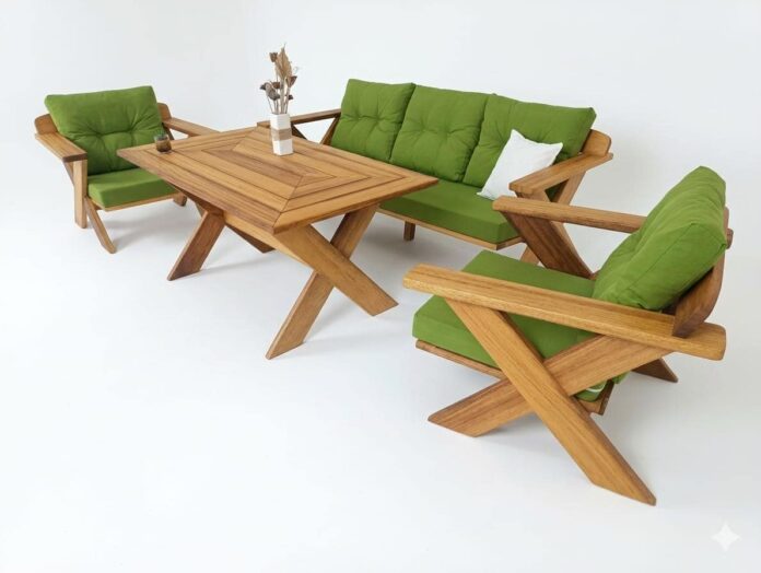 Serdivan’daki Naus Bahçe Mobilyası’nda yaz sezonuna özel indirim kampanyası başladı