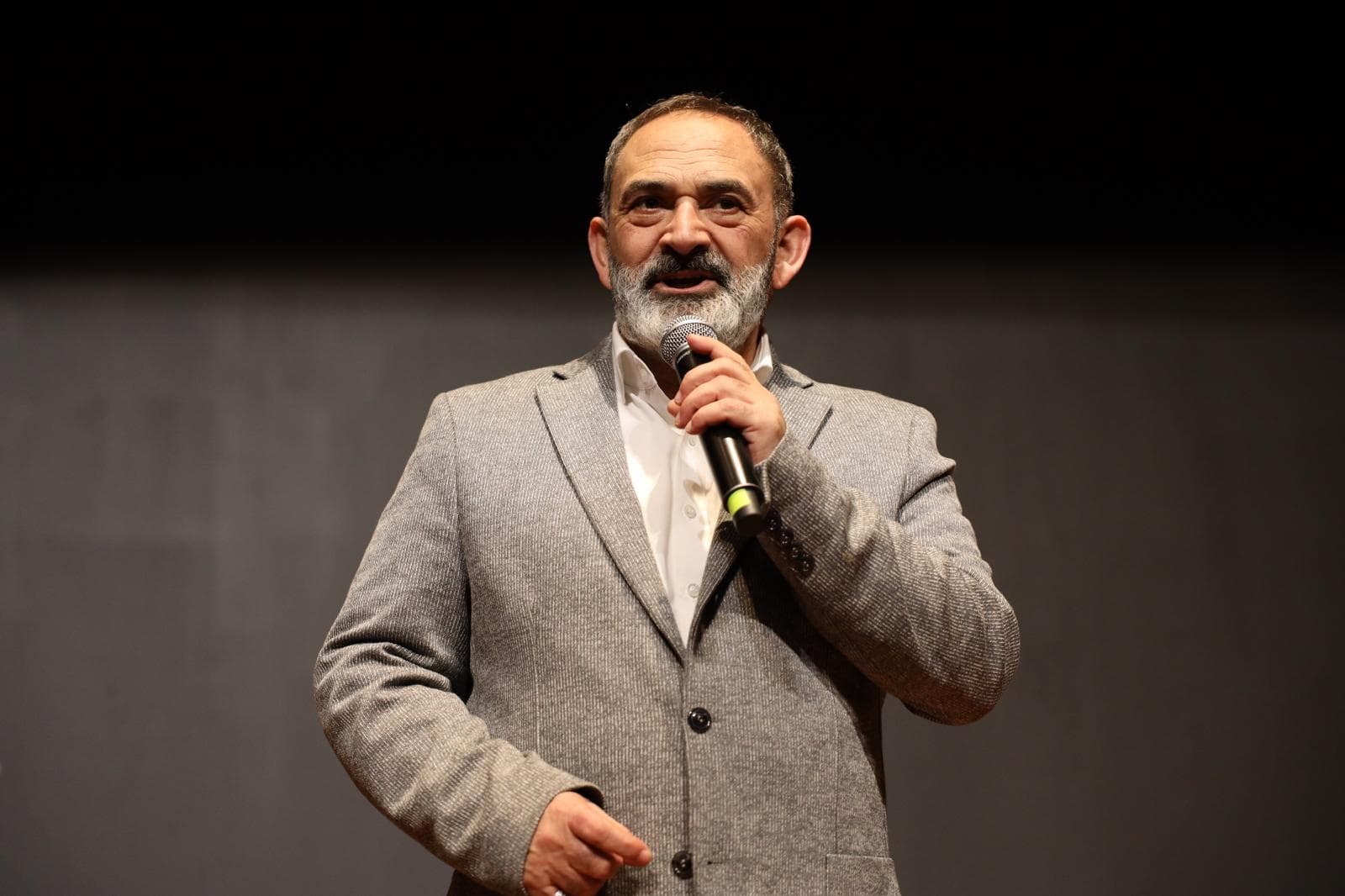 Dursun Ali Erzincanlı’nın Katılımıyla Sapanca’da Duygu Yüklü Şiir Dinletisiyle Ramazan Takvimi Kapanışı
