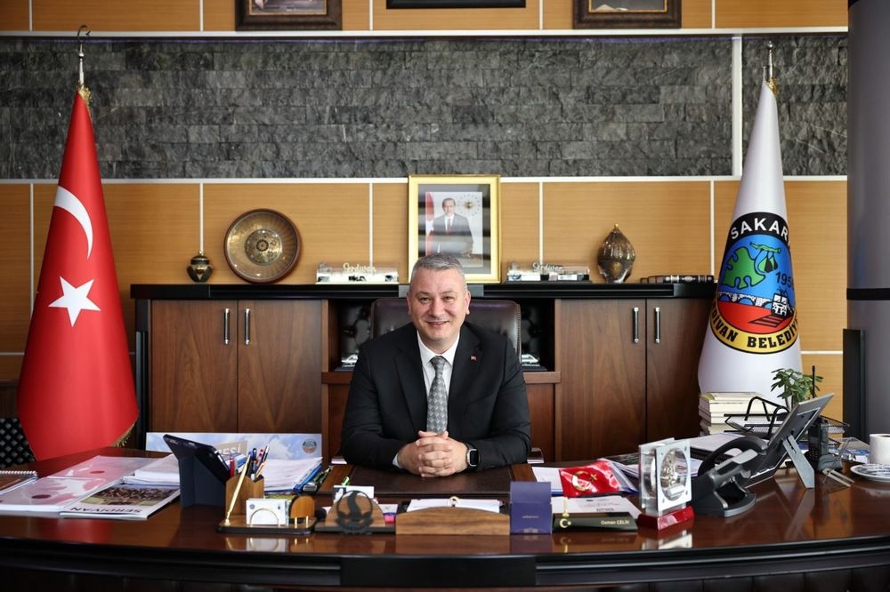 Serdivan Belediye Başkanı Osman Çelik’ten 8 Mart Mesajı: “Kadın Geleceğin Mimarıdır”