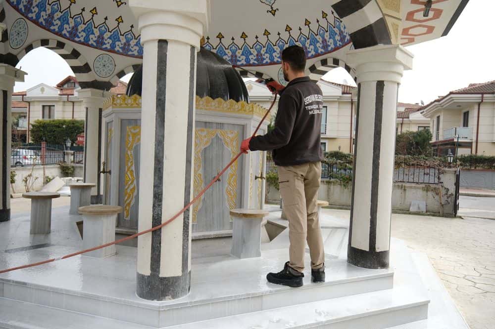 Serdivan Belediyesi Ramazan Bayramı Öncesi Genel Temizlik ve Bakım Hizmetlerini Artırdı