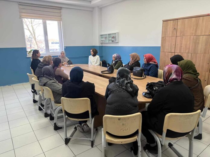 Karaman Sosyal Gelişim Merkezi'nde Anneler İçin Şifa ve Sabır Buluşması Düzenlendi
