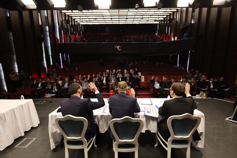 Adapazarı Belediyesi Nisan Ayı Meclis Toplantısında Komisyonlar ve 2025 Faaliyet Raporu Onaylandı