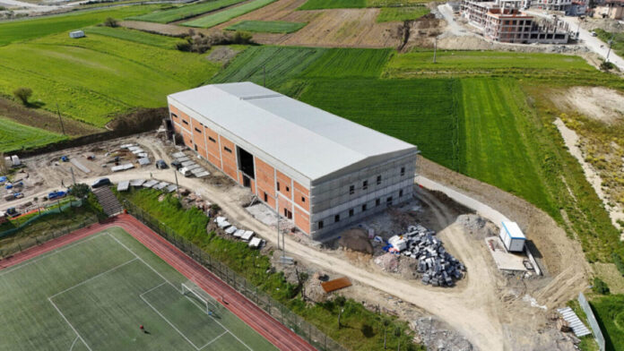 Kaynarca’da Yapımı Devam Eden Spor Salonu Projesinde Kritik Aşamalar Tamamlandı