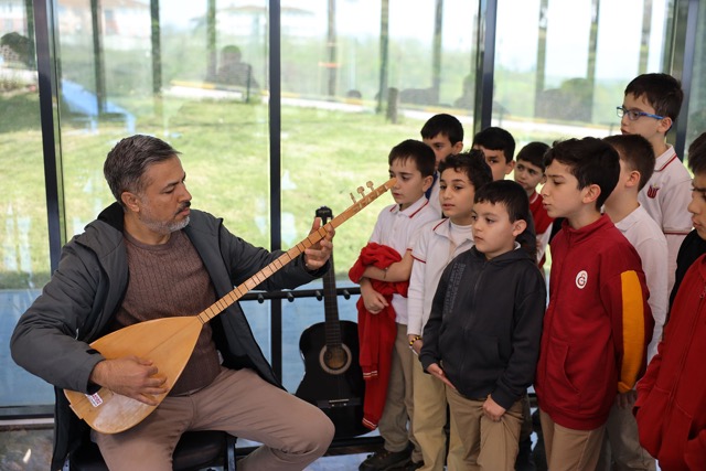 Sakarya’da Öğrenciler Ayçiçek Bisiklet Vadisi’nde Spor, Sanat ve Teknolojiyle Buluştu