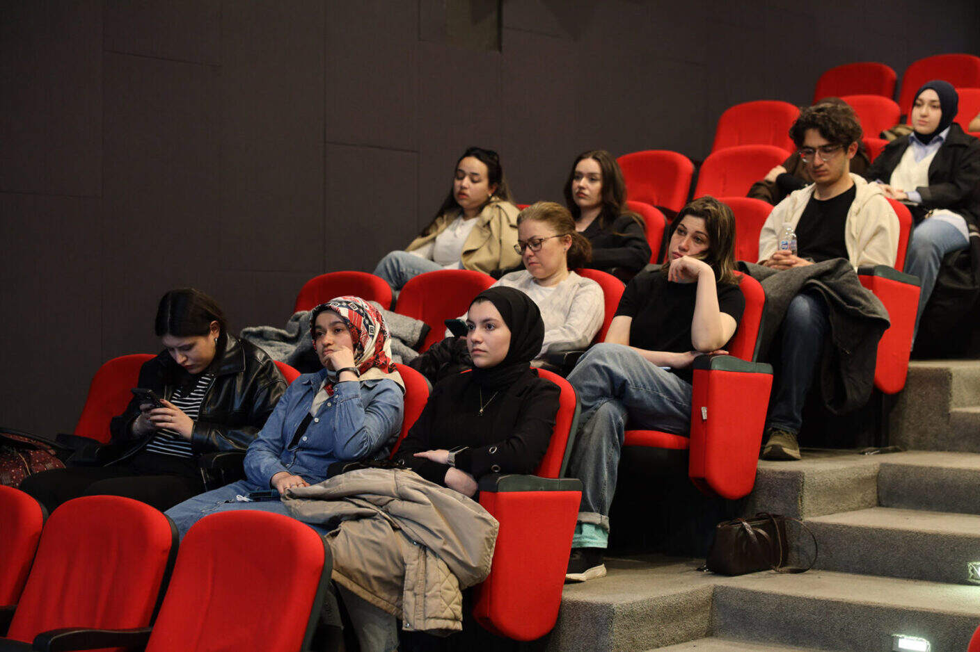 Ofis Sanat Merkezi’nde ‘Siz, Yaşayanlar’ Gösterimi ve Roy Andersson Söyleşisi İlgi Gördü