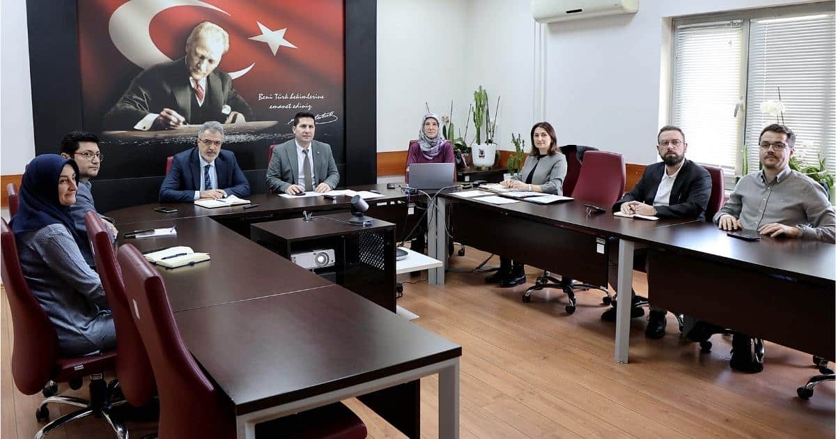 Sakarya’da Evde Sağlık Hizmetleri 2025’te 19 Bin Hastaya Ulaşarak 70 Bin Ev Ziyareti Gerçekleştirdi