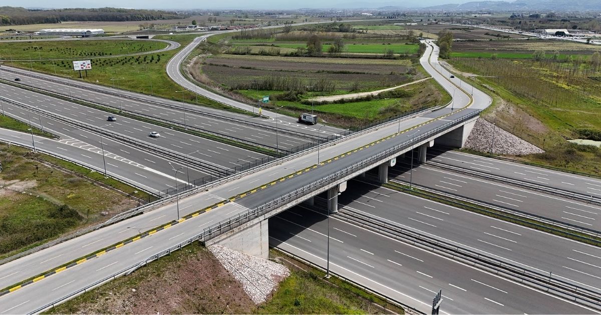 Sakarya’da Yol ve Köprülerde Altyapı Çalışmaları Yeni Noktalarda Sürüyor