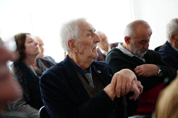 Sakarya Üniversitesi’nde İleri Yaş Bireyler İçin Yaşam Boyu Öğrenme Akademisi Eğitimleri Başladı