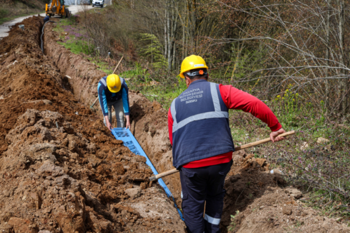 SASKİ, Geyve’de Heyelandan Etkilenen Epçeler ve Akkaya Su Hattını Tamamen Yeniledi