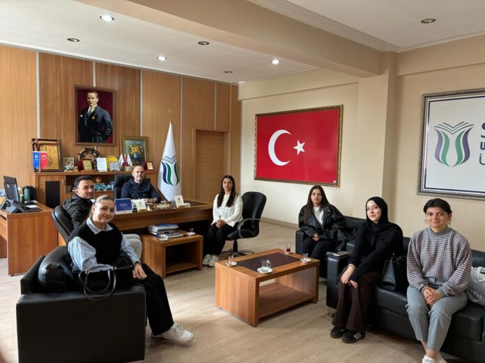 Sakarya'da Yeni Kurulan Yaşam Reçetesi Topluluğu, Prof. Dr. Fatih Sönmez’i Makamında Ziyaret Etti