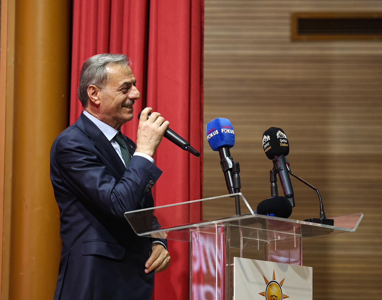 Serdivan’da Raylı Sistem ve Altyapı Projeleri Genişletilmiş Danışma Meclisi’nde Anlatıldı