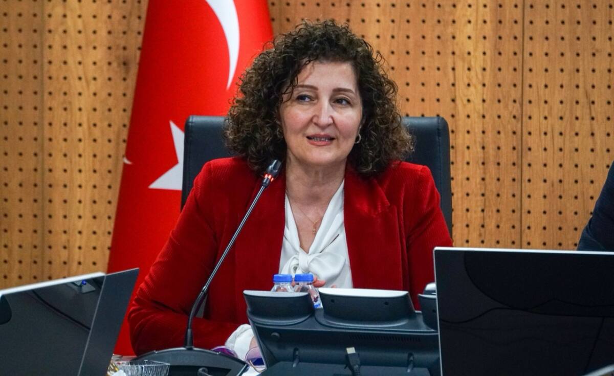 Sakarya Üniversitesi İşletme Fakültesi’nde Danışma Kurulu Toplantısı: Eğitimde Yetkinlik ve Sektör İş Birliği Ön Planda