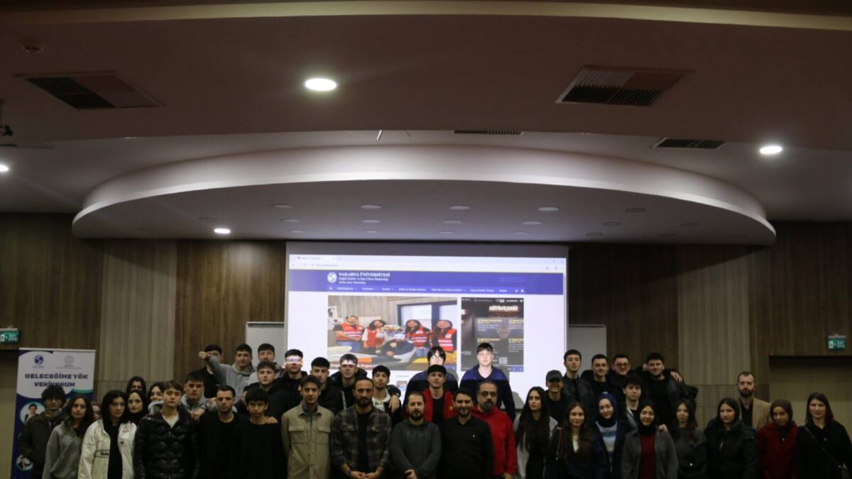 Sakarya’da Lise Öğrencileri Üniversite Tanıtım Programlarında Kariyer Fırsatlarını Deneyimledi