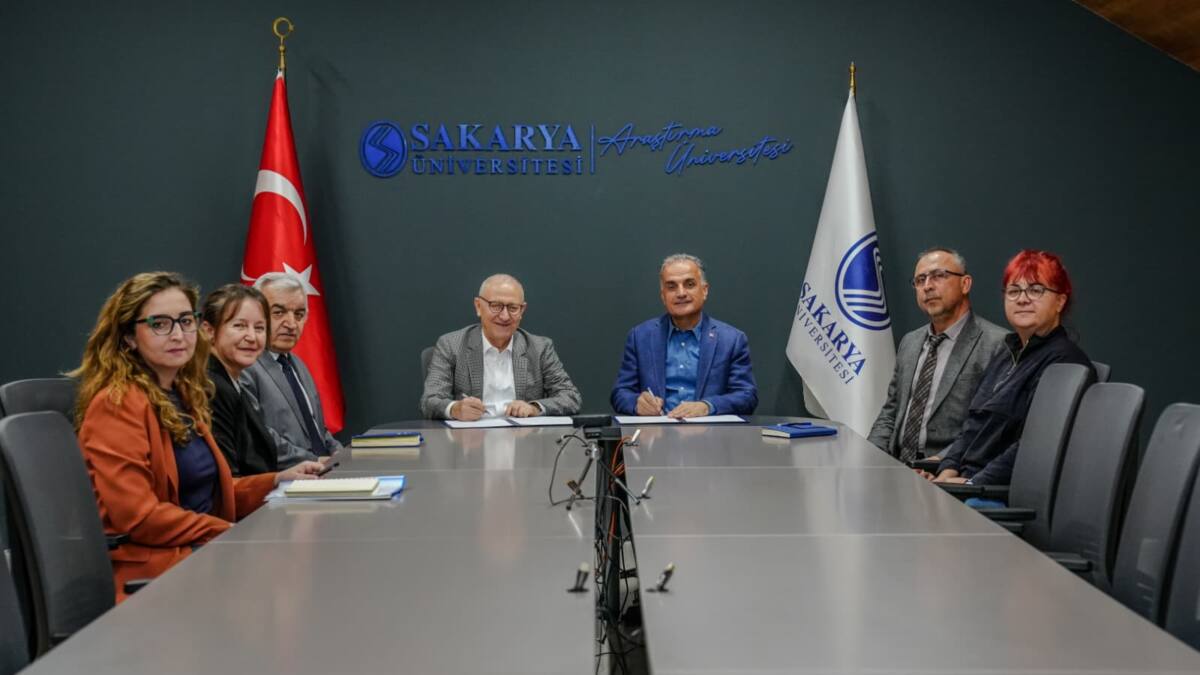 Sakarya Üniversitesi ile Keskin Kimya Emaye ve Malzeme Teknolojileri Alanında Eğitim İş Birliği Protokolü Yaptı