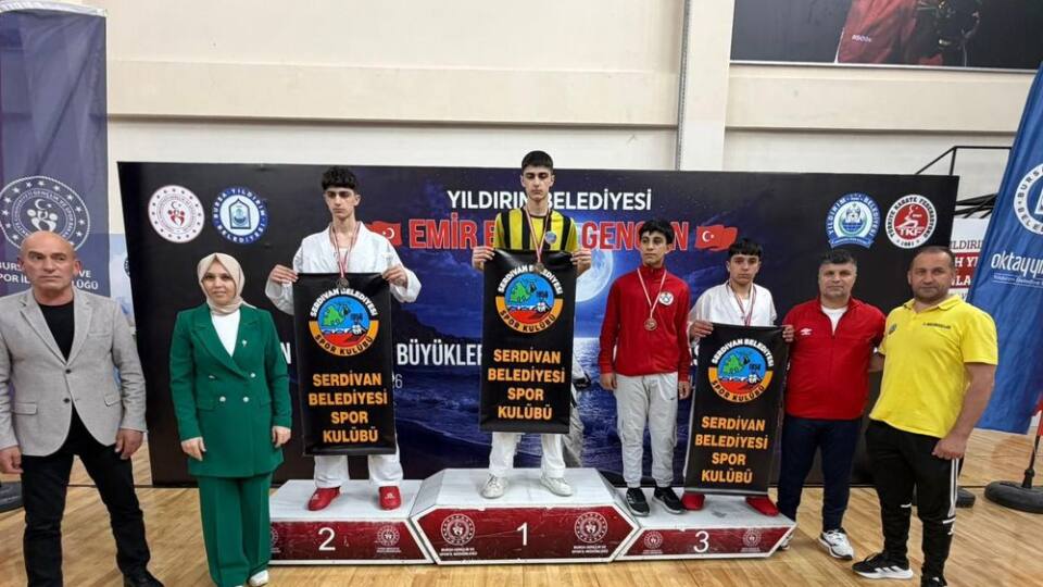 Serdivan Belediyesi Karate Takımı Bursa’da 6 Madalya ile Başarı Gösterdi